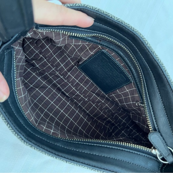 Vintage Coach Bleecker Shoulder Bag 6128 in Black Tweed - Picture 10 of 13